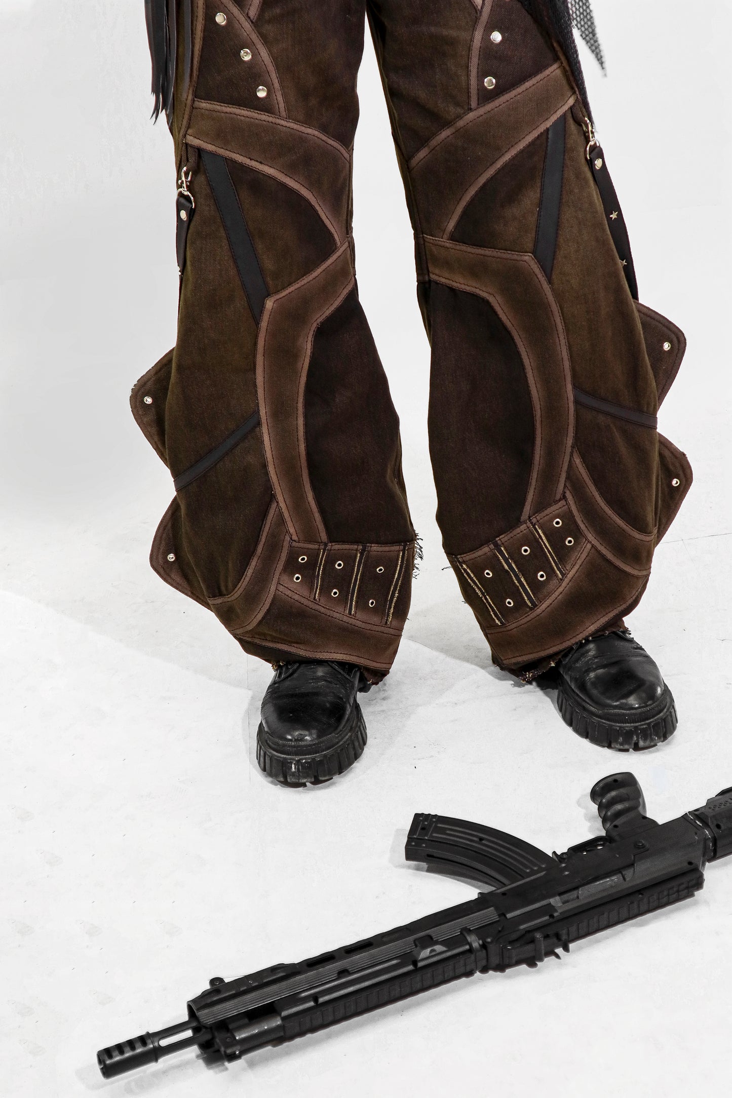 PROJECT-ARTIFACT01 DESIGNER JEANS | 1OF1