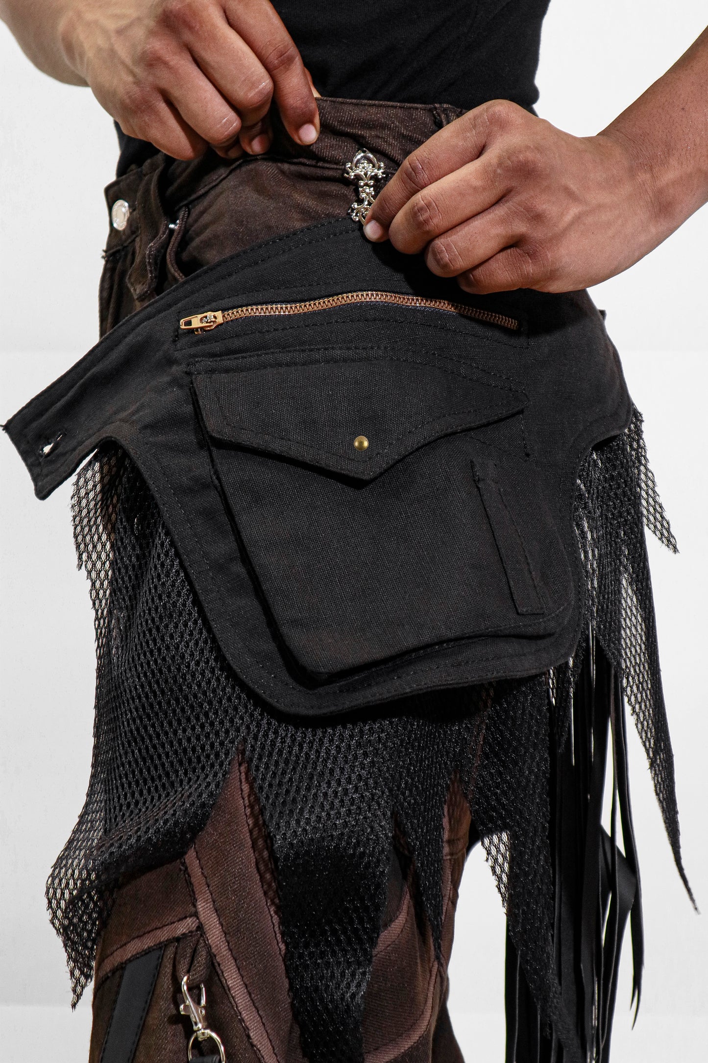 PROJECT-ARTIFACT01 DESIGNER JEANS | 1OF1